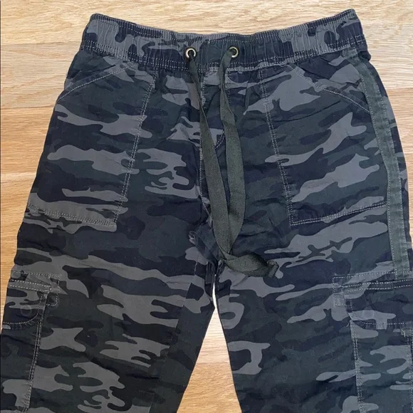 Sanctuary Anthropologie army cargo pants cropped women's 28 army green - Picture 2 of 13